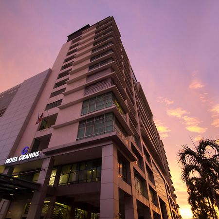 Grandis Hotels And Resorts Kota Kinabalu Exteriör bild