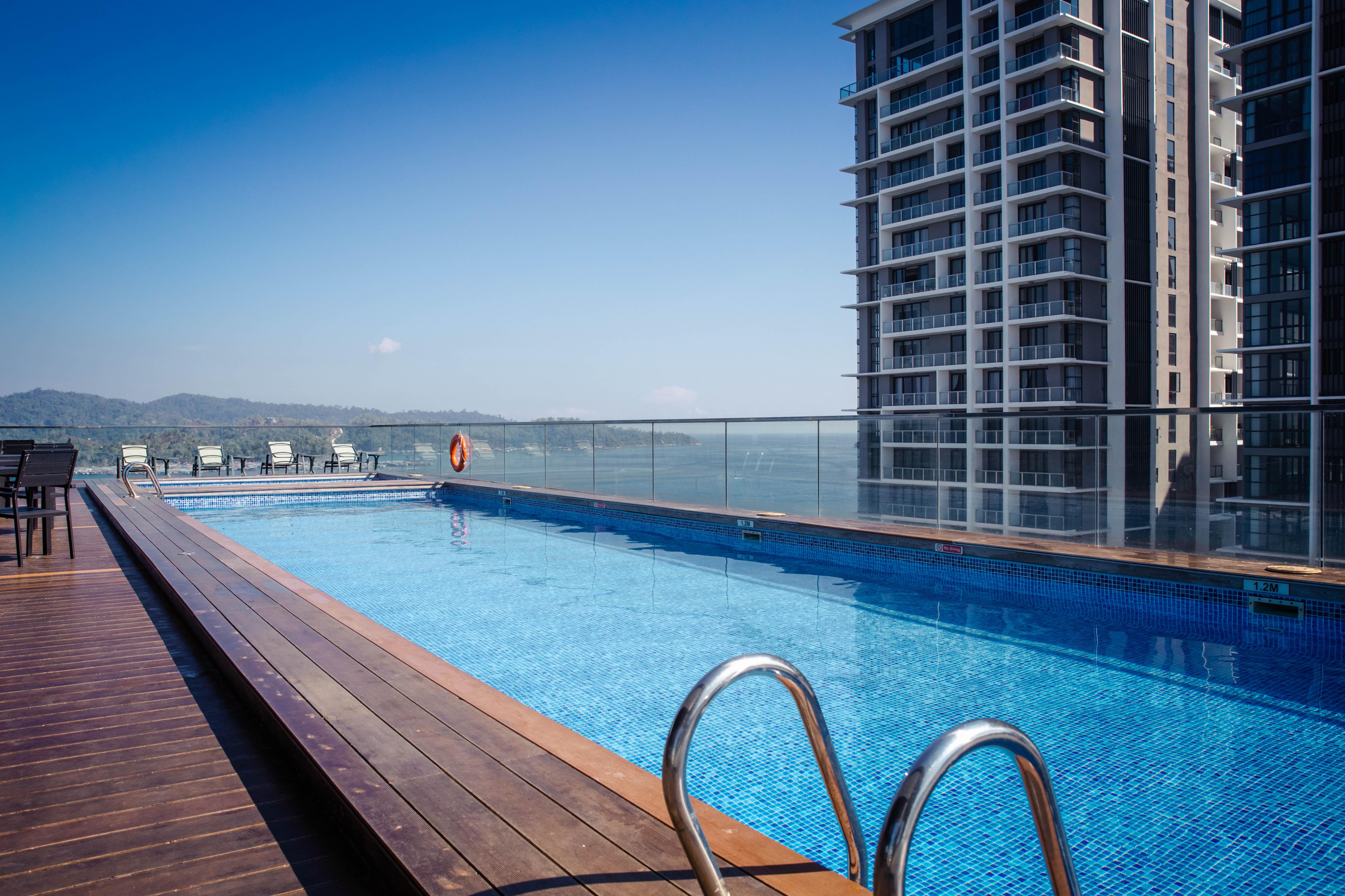 Grandis Hotels And Resorts Kota Kinabalu Exteriör bild